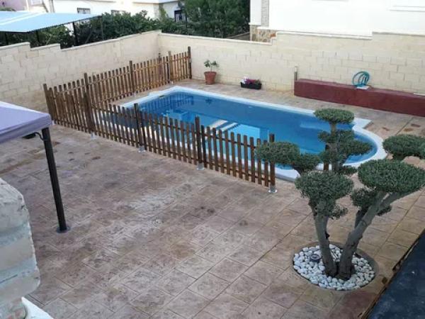 Casa independiente en calle Garcilaso de la Vega