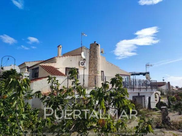 Casa independiente en calle la Vall de Travadell