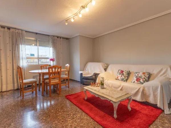 Piso en Barrio Raval de Santa Teresa-El Asilo