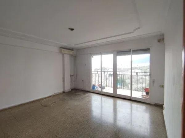 Piso en Barri Santa Rosa