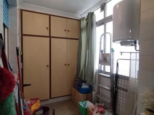 Piso en Barri Santa Rosa