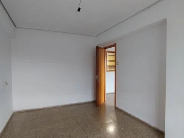 Piso en Barri Santa Rosa