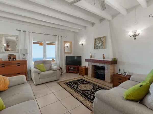 Casa independiente en calle de Corb