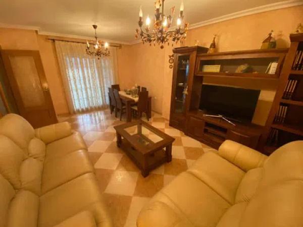 Piso en calle Luis Botella