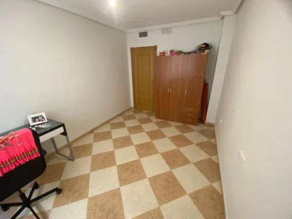 Piso en calle Luis Botella