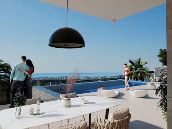 Casa independiente en plaza Alfarella. Sector 13