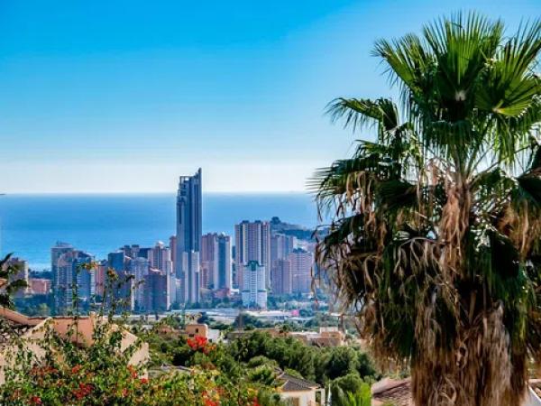 Casa independiente en calle Roma