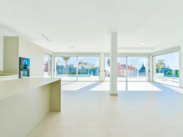 Casa independiente en calle Roma