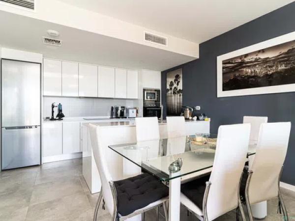 Ático en calle de Colombia, 2