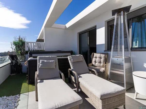 Ático en calle de Colombia, 2