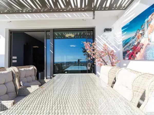 Ático en calle de Colombia, 2