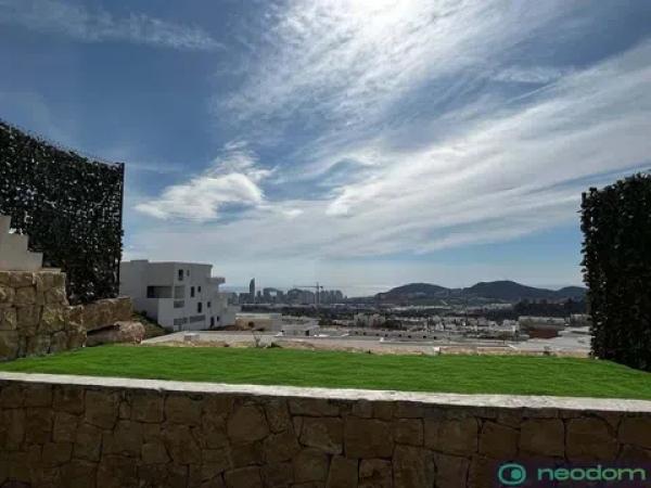 Dúplex en calle d'Uruguai, 1