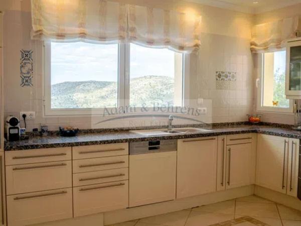 Casa independiente en avenida de la Marina Alta, 14