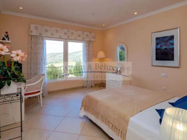 Casa independiente en avenida de la Marina Alta, 14