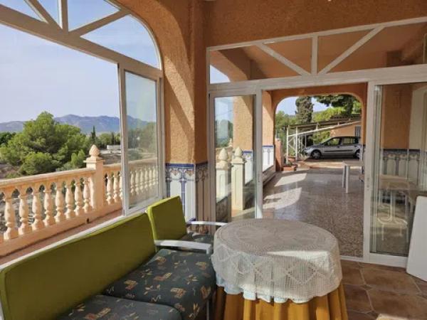 Casa independiente en Barrio Polsegueros