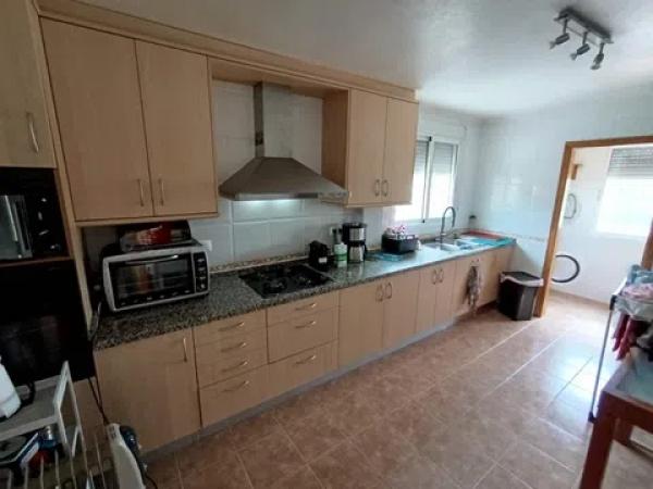 Casa independiente en las pinas, 50