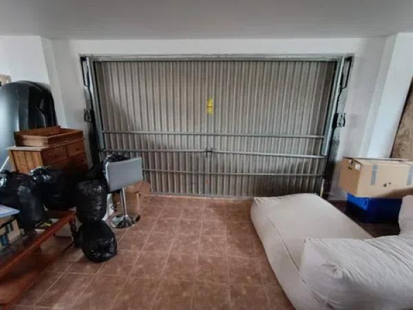 Casa independiente en las pinas, 50