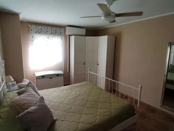 Chalet adosado en calle Miguel Ángel, 20