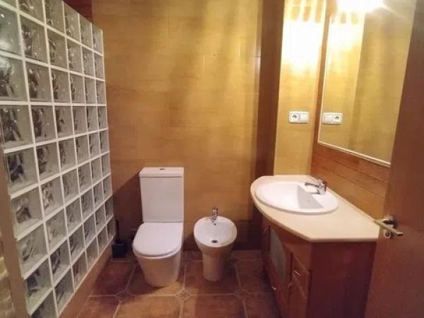 Chalet adosado en calle Miguel Ángel, 20