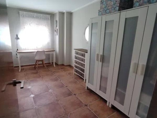 Chalet adosado en calle Miguel Ángel, 20