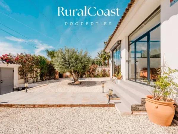 Casa independiente en calle Poniente