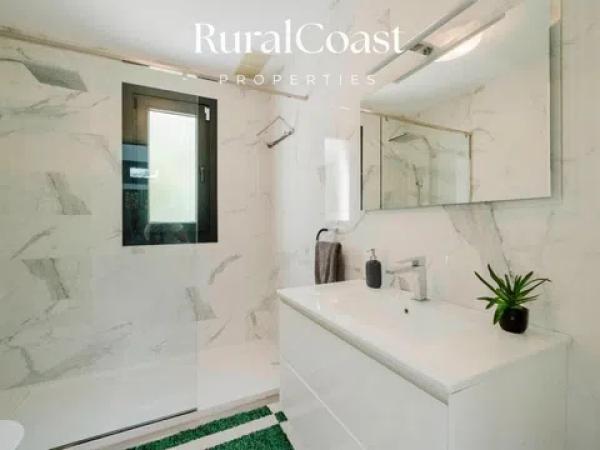 Casa independiente en calle Poniente