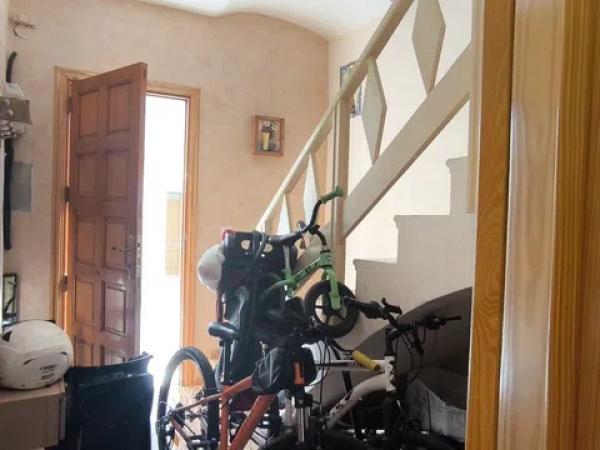 Chalet adosado en secretario vicente