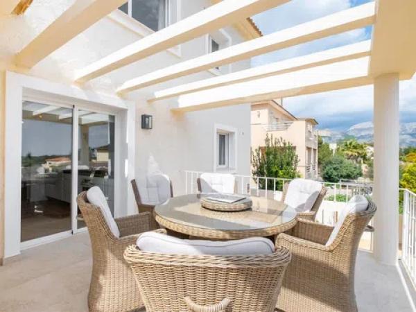 Casa independiente en calle Estocolmo