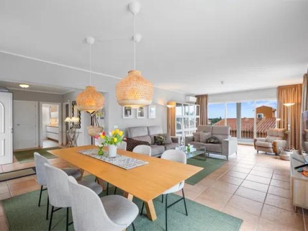 Casa independiente en calle Estocolmo