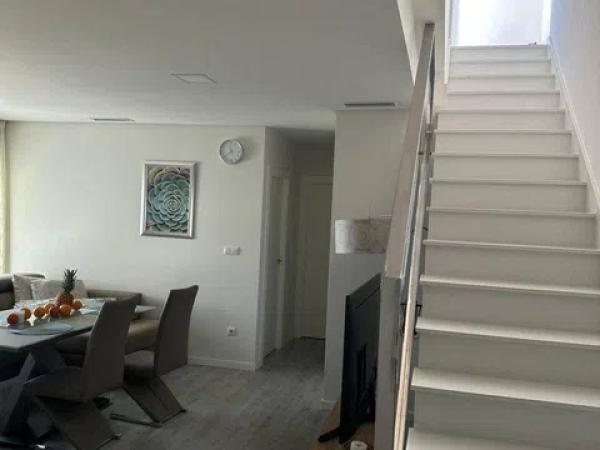 Dúplex en Barrio Lomas de Cabo Roig-Los Dolses