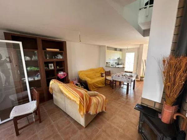 Chalet adosado en calle Tossal de Grau