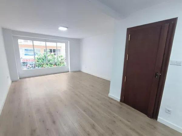 Piso en Barrio Pont Nou-Corazón de Jesús