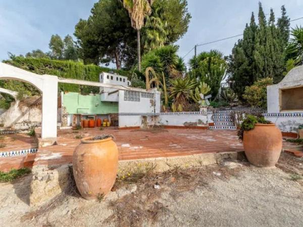 Casa independiente en Cv-820