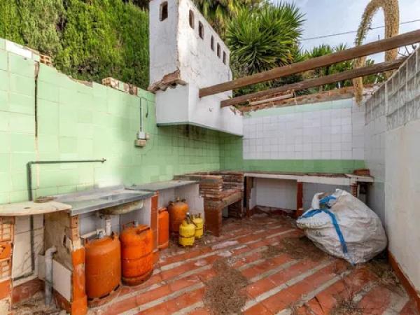 Casa independiente en Cv-820