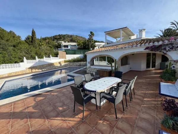 Chalet en Partida Comunes-Adsubia