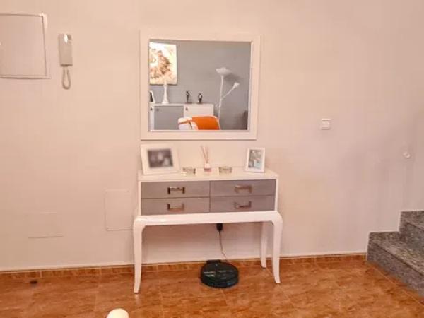 Casa independiente en calle Principal s/n