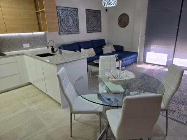 Piso en calle Londres, 9