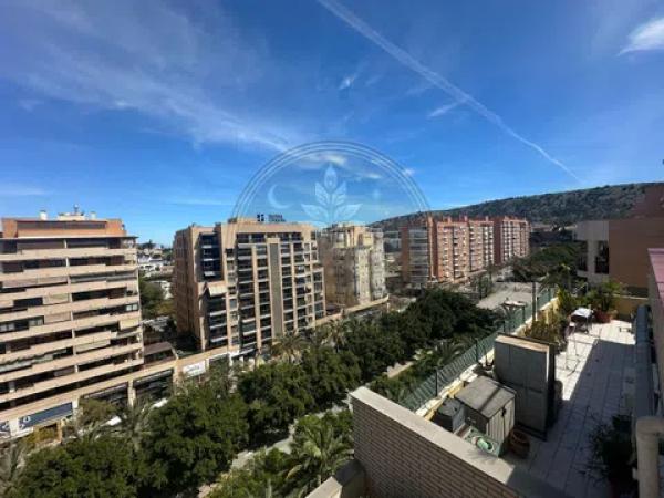 Ático en Barrio Garbinet - Parque de las Avenidas