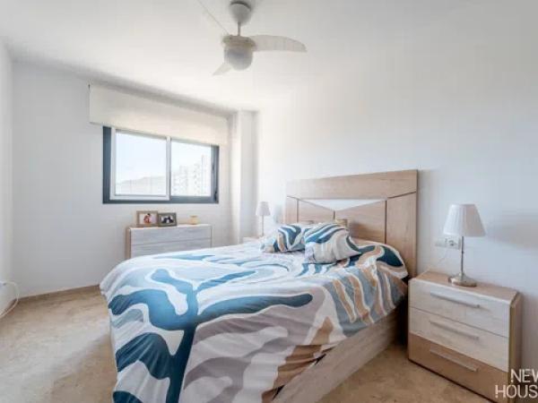 Piso en calle Catedratic Abelardo Rigual, 12