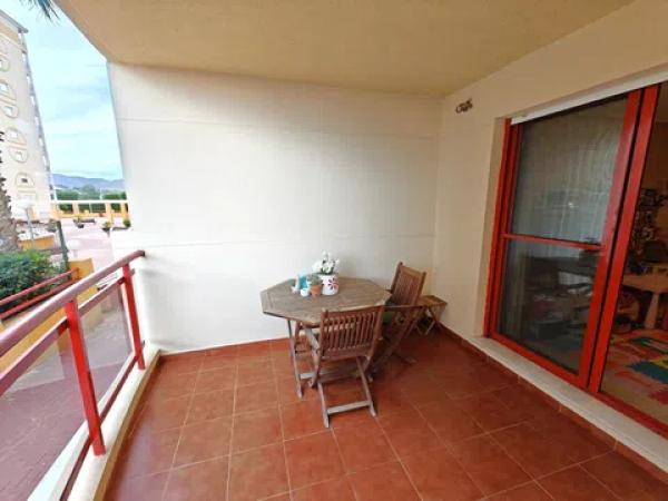 Piso en avenida Riu Torres