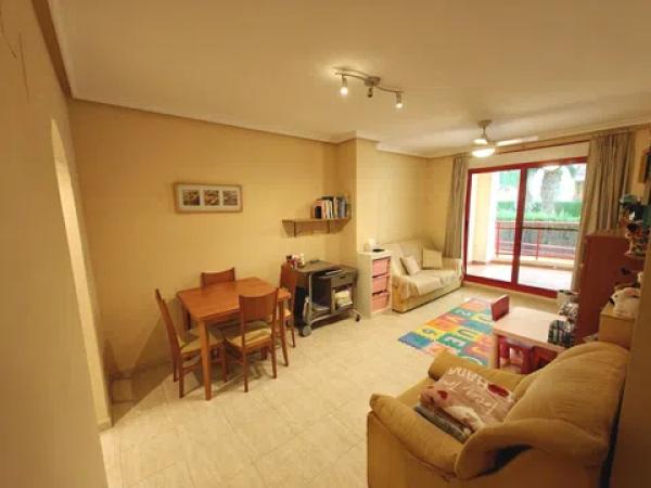 Piso en avenida Riu Torres