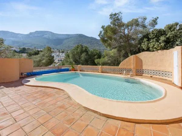 Casa independiente en calle Centaure