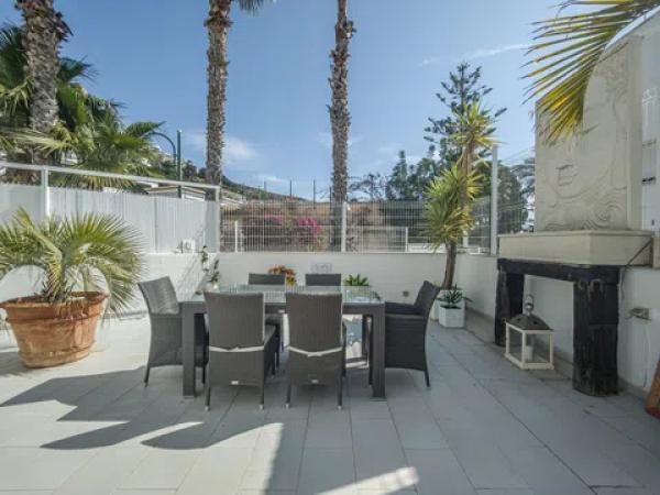 Chalet adosado en cuesta de San Antonio, 2