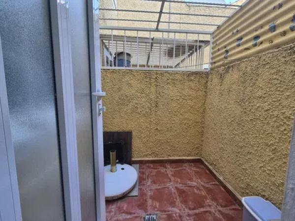 Chalet pareado en calle Calderón de la Barca