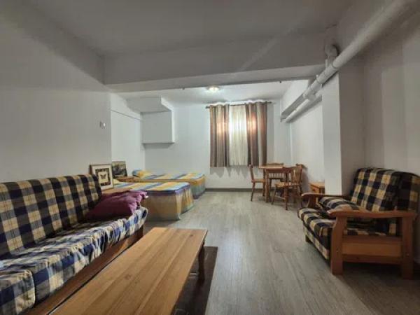 Chalet pareado en calle Calderón de la Barca