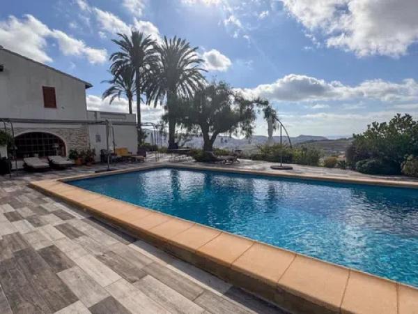 Casa independiente en camino de Sant Miquel