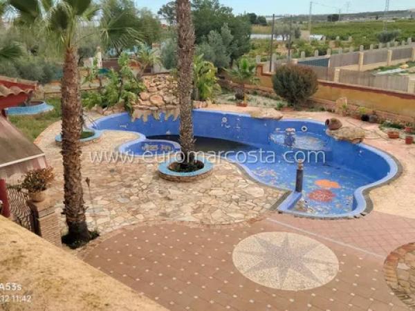 Casa independiente en calle Joaquin Sorolla