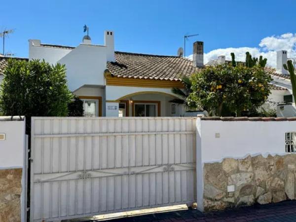 Chalet en avenida del Boticari, 11