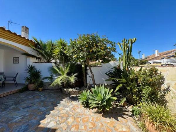 Chalet en avenida del Boticari, 11