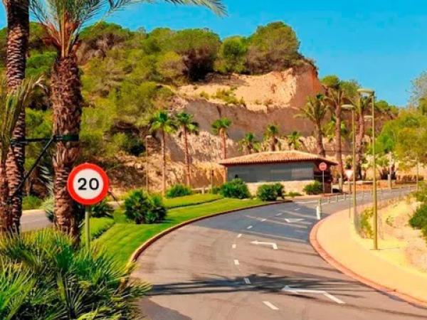 Casa independiente en avenida Ramblas de Oleza, 12